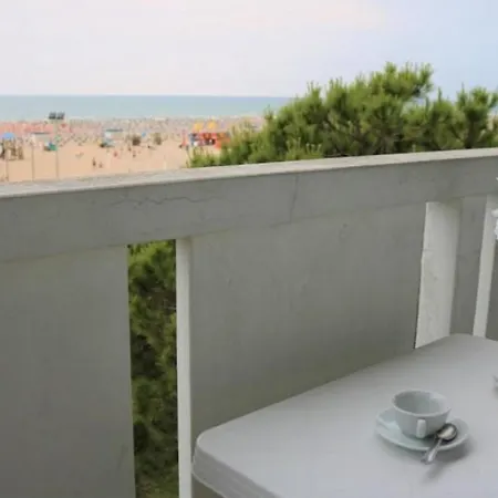 公寓 Comfort And Sea View - Beahost 比比翁