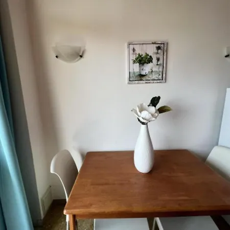 Comfort And Sea View - Beahost
