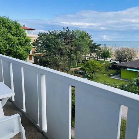 Comfort And Sea View-beahost Apartman *